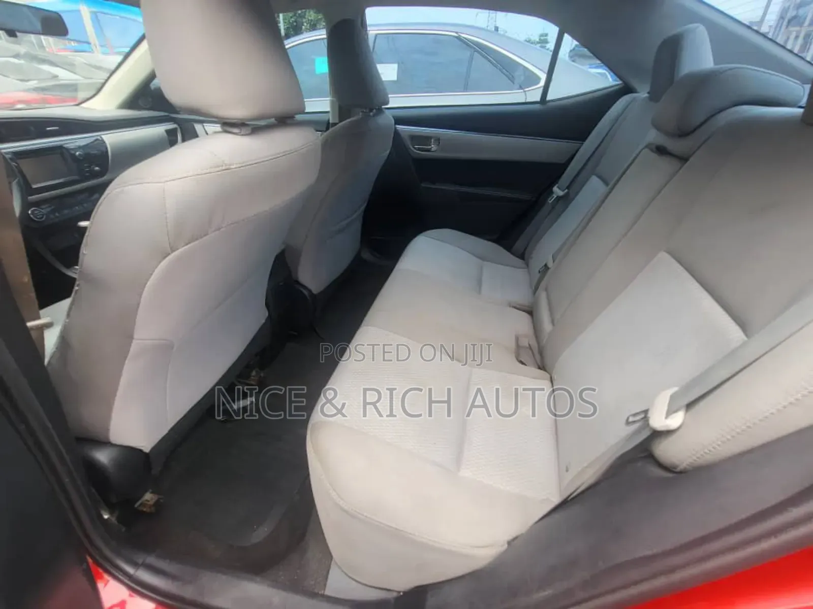 Toyota Corolla 2016 Red