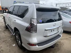 Lexus GX 460 Luxury 2014 White