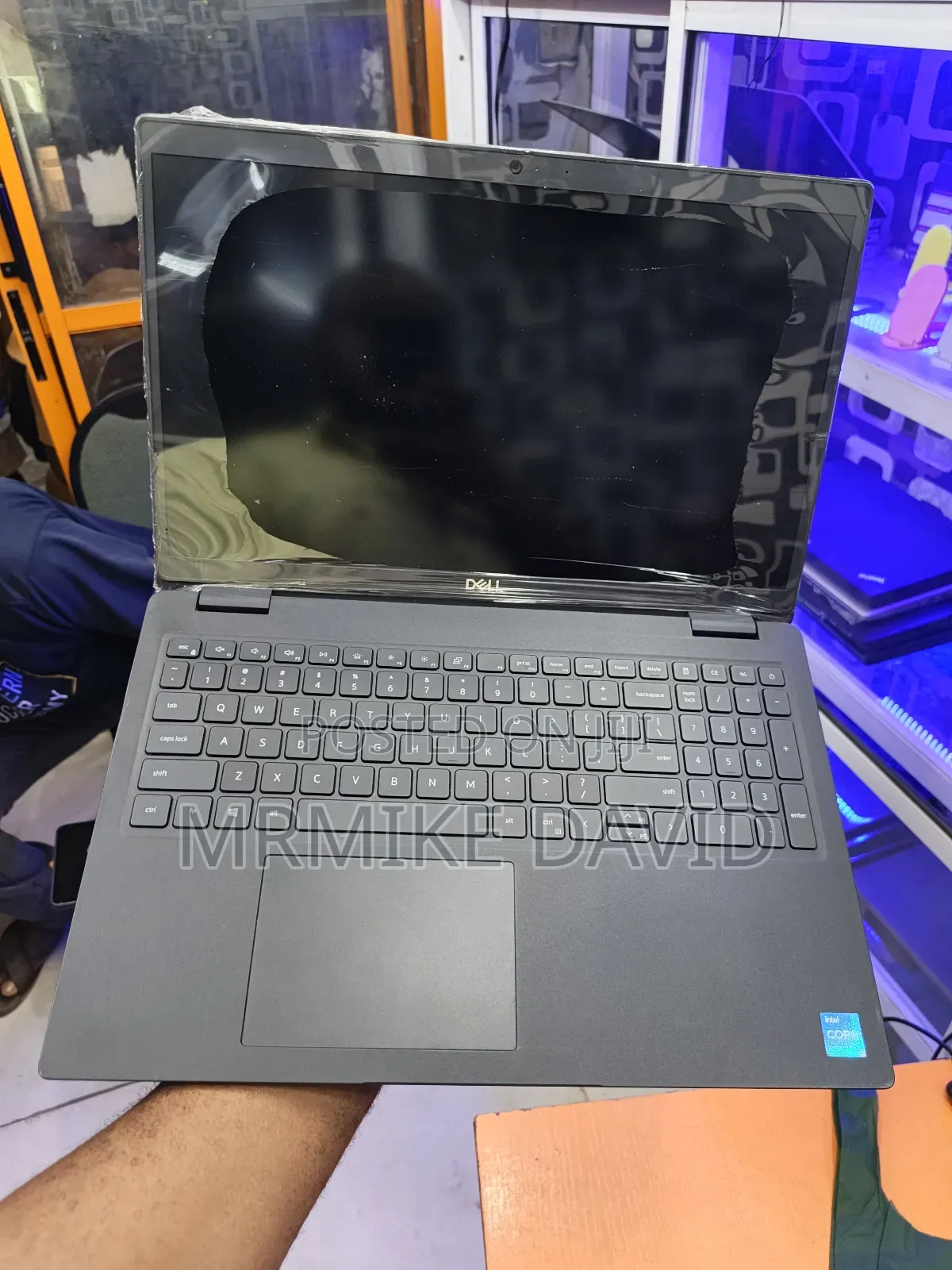 Laptop Dell Latitude 3520 16GB Intel Core i5 SSD 256GB