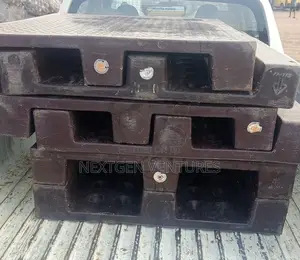 6 Tons Plastic Pallets for Store Product Shipping