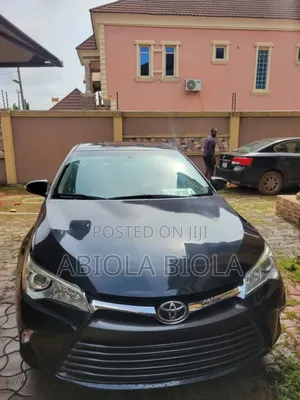 Toyota Camry SE 4dr Sedan (2.5L 4cyl 6A) 2015 Black