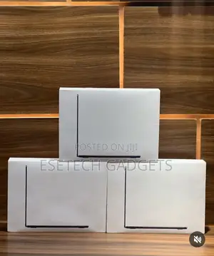 New Laptop Apple MacBook Air 2024 M3 13-inch 24GB Apple M3 SSD 512GB