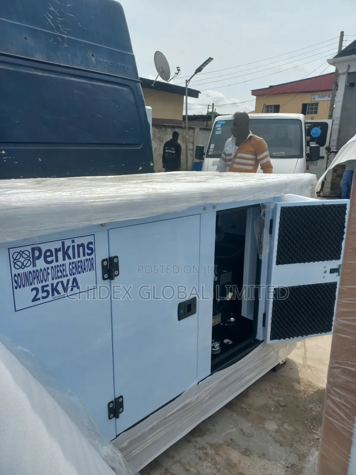 25kva Perkins Soundproof Diesel Generator 100% Copper Coil