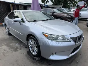 Lexus ES 350 FWD 2013 Silver
