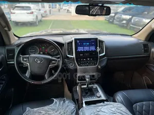 Toyota Land Cruiser 2013 Black