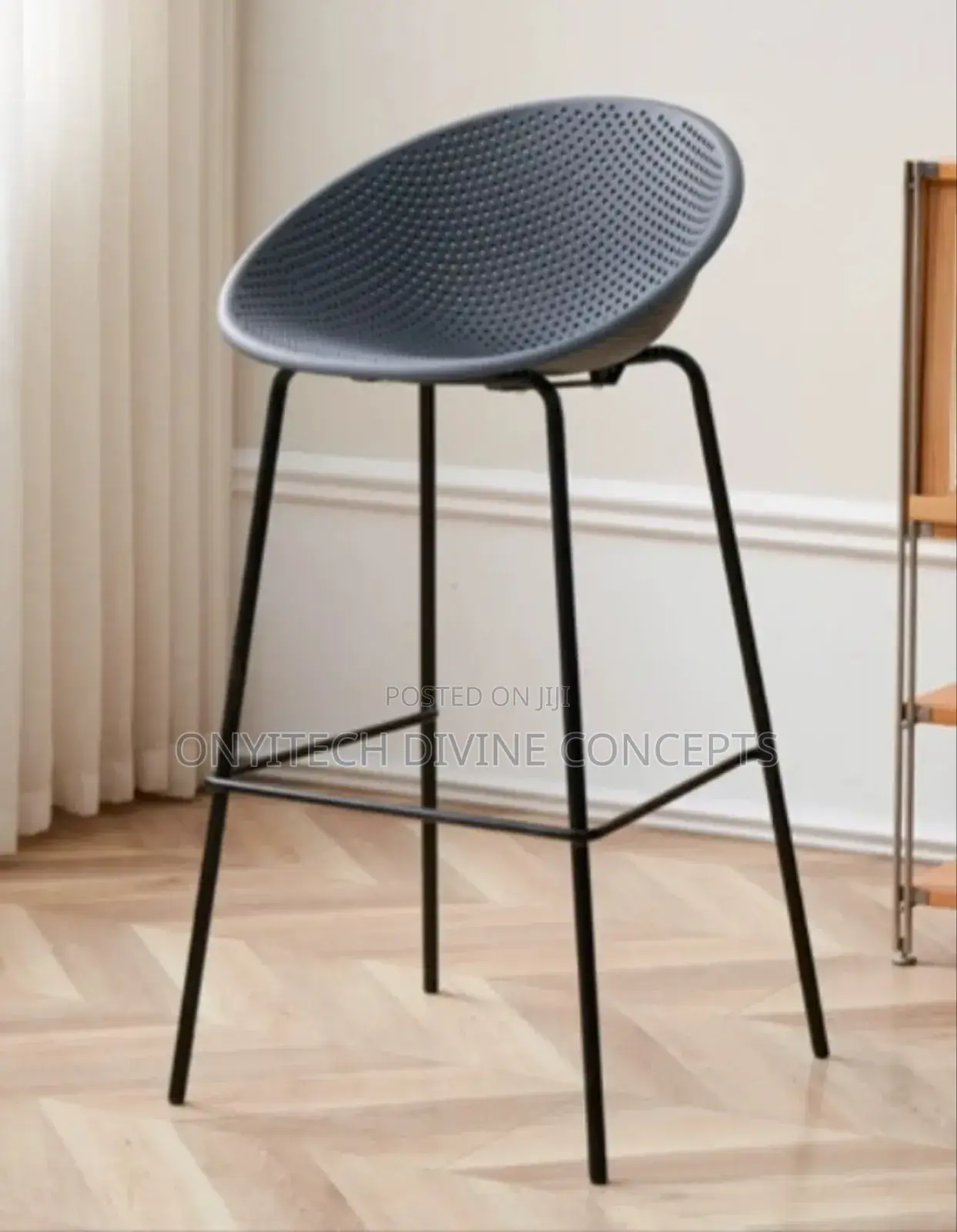 Nordic Stool