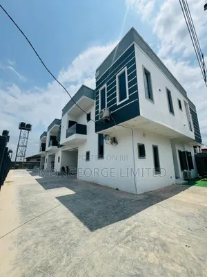 4bdrm Townhouse/Terrace in Ogba for sale