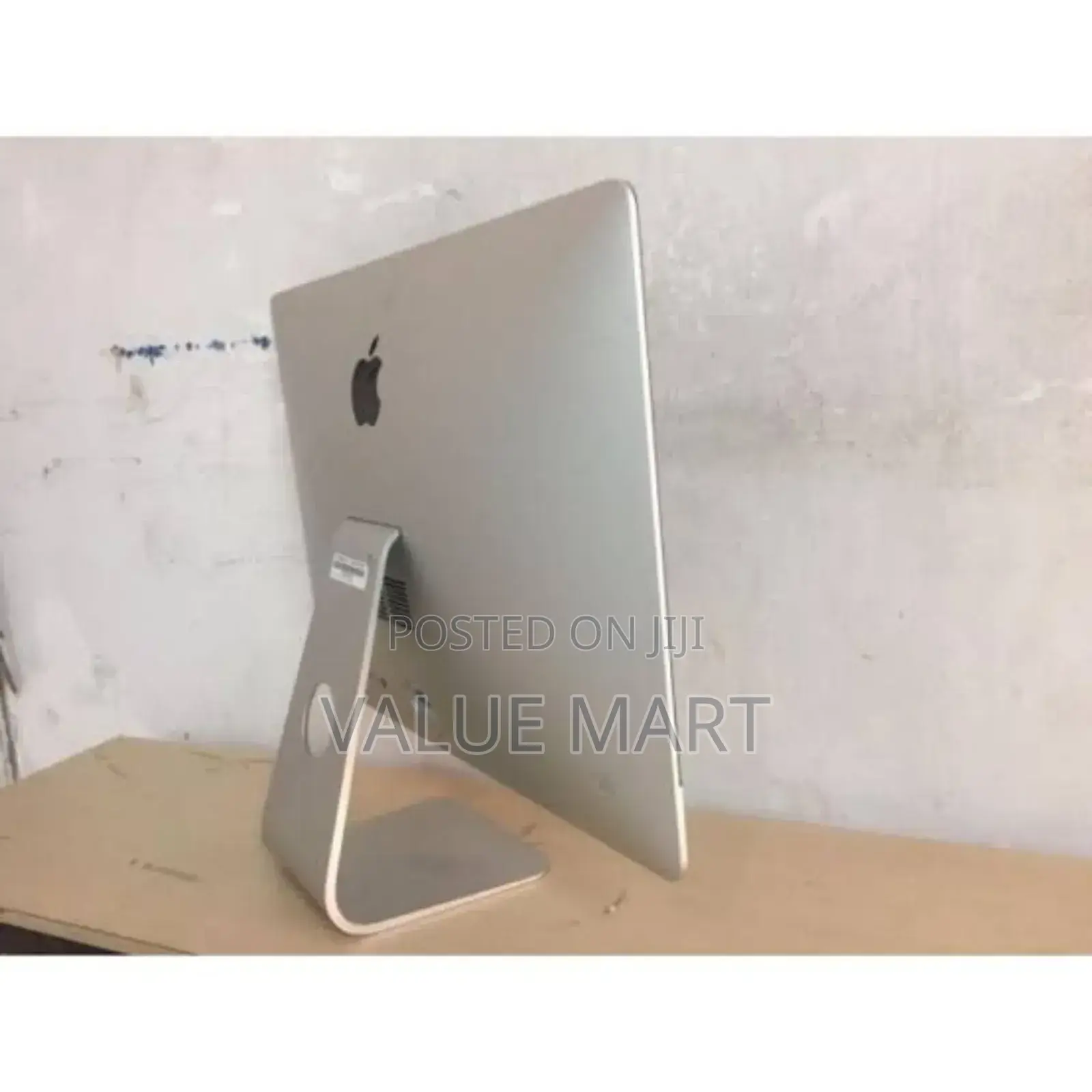 Desktop Computer Apple iMac 8GB Intel Core i5 HDD 1T