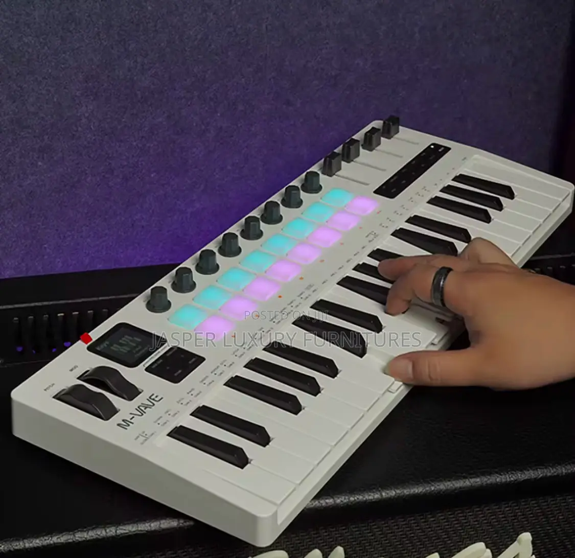Smk37 Midi Keyboard.
