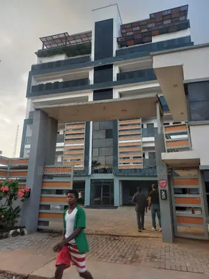 3bdrm Block of Flats in Oluyole Estay for rent