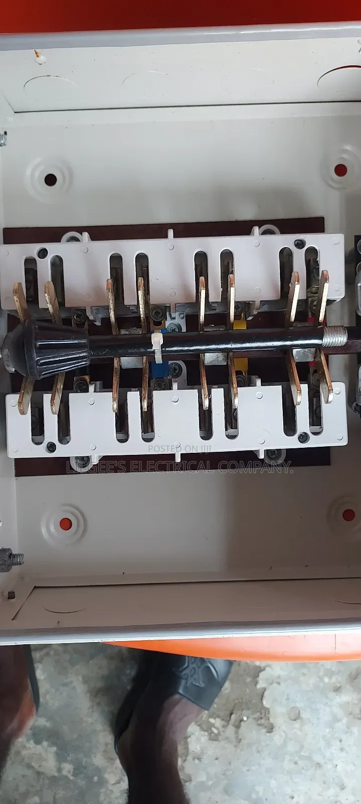 High Quality Powermax 63 Amps Changeover Switch