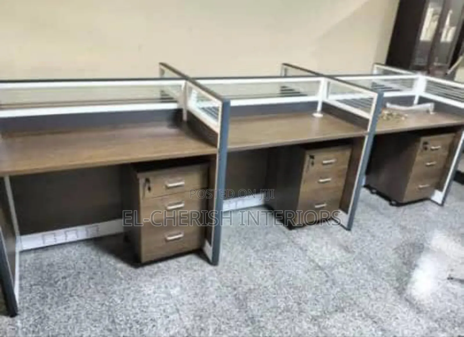 Supper Class 6 Seaters Workstation Table