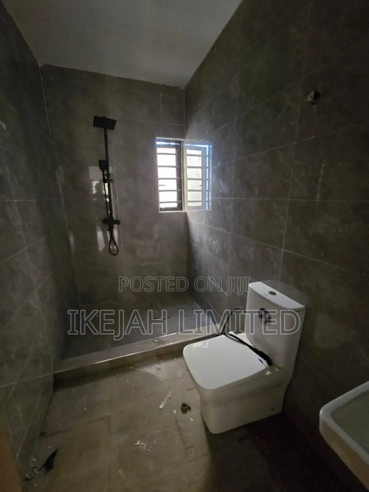 3bdrm Apartment in Ogba for rent