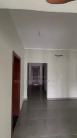 12bdrm Block of Flats in Old Gra Port for rent