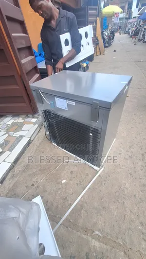 Brand New Hisense (189l) Deep Freezer Super Cooling External
