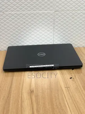 Laptop Dell Latitude 3580 4GB Intel Core I3 HDD 500GB