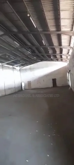 Photo - 700sqm Warehouse for Rent at Ijora Lagos