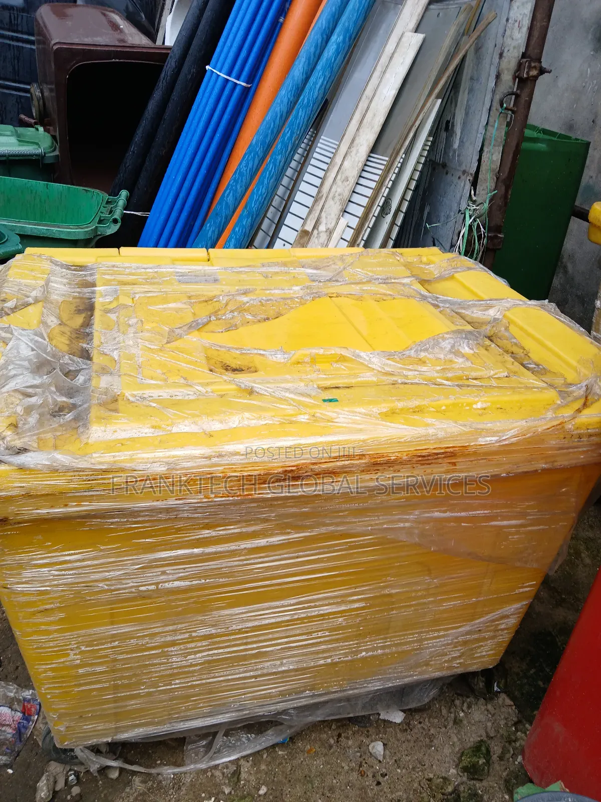 Waste 🗑 Bins Bucket