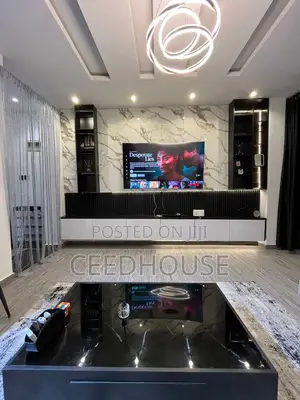 Luxurious 1 Bedroom Apartment With Pool and Ps5