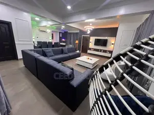Luxurious 5 Bedroom Sea View Apartment With Pool and Snooker