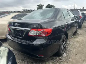 Toyota Corolla 2013 Black