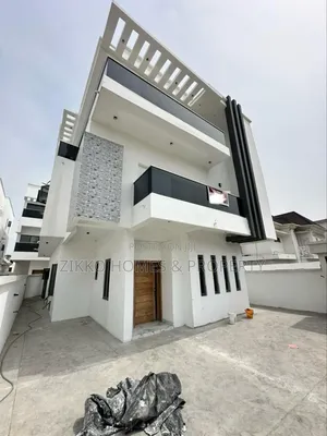 5bdrm Duplex in Ologolo, Lekki for sale