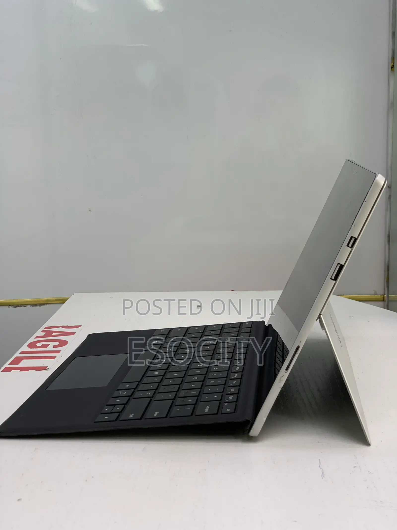 Laptop Microsoft Surface Pro 5 16GB Intel Core I5 SSD 256GB