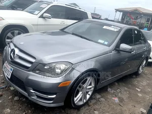 Mercedes-Benz C300 Luxury 4Matic Sedan AWD (3.5L 6cyl 7A) 2013 Gray