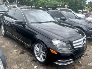 Mercedes-Benz C300 Luxury 4Matic Sedan AWD (3.0L 6cyl 7A) 2012 Black