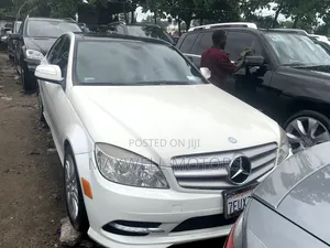 Mercedes-Benz C300 Luxury Sedan RWD (3.0L 6cyl 7A) 2009 White