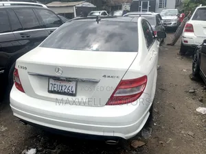 Mercedes-Benz C300 Luxury Sedan RWD (3.0L 6cyl 7A) 2009 White