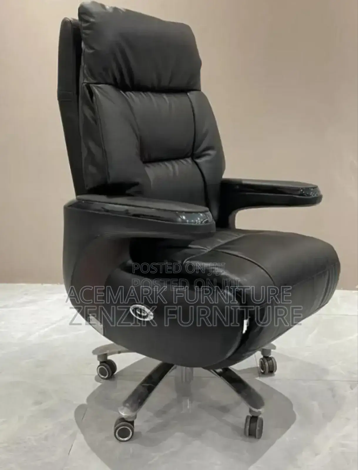 Executive Smart Chair