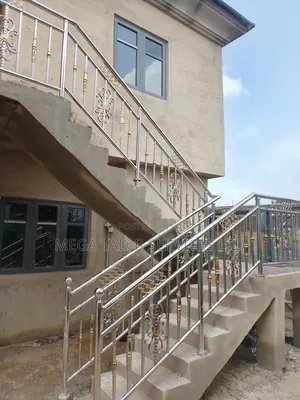 2bdrm Block of Flats in Magada Estate, Berger for rent