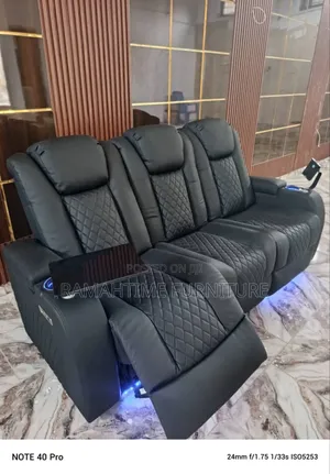 Photo - Home Theater Cenima Recliner Massage Sofa