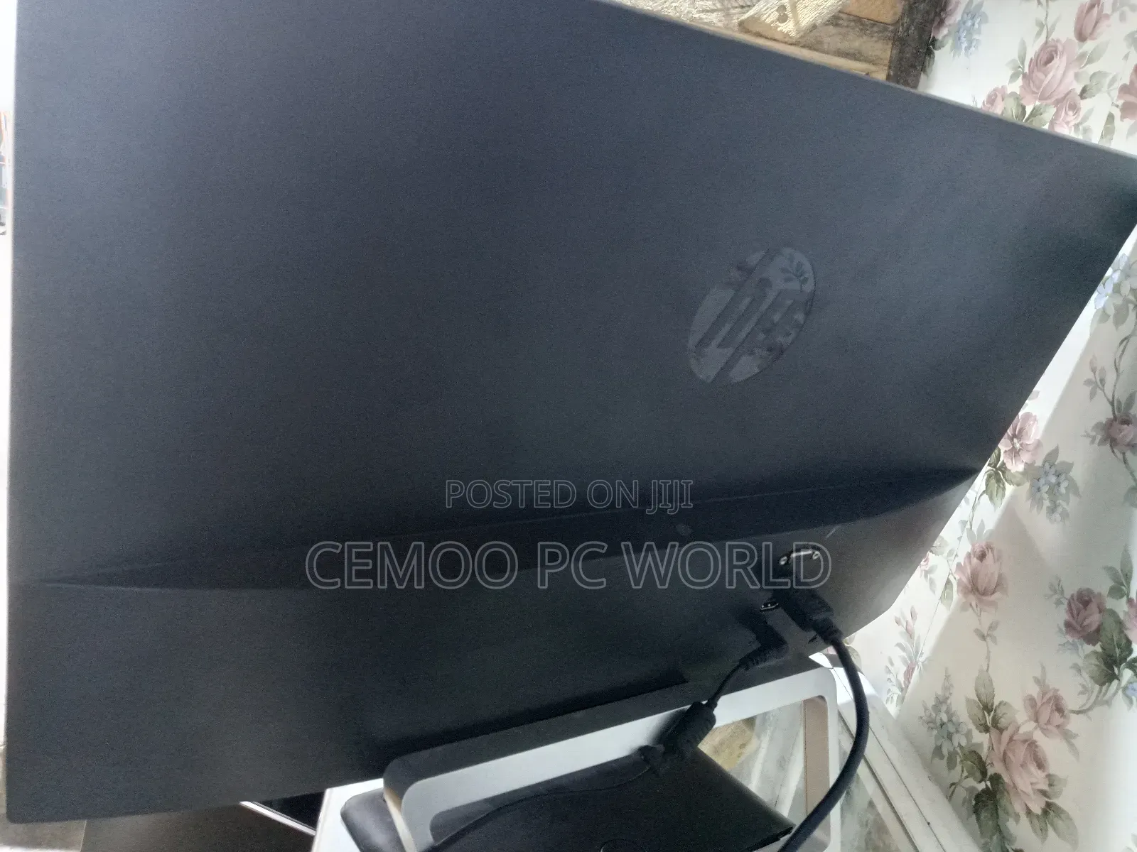 Hp 23" Frameless Monitor