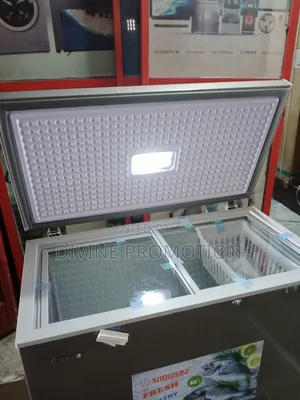 Snowsea Chest Freezer With Inner Sliding Glass, 220 Liters.