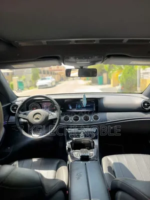 Mercedes-Benz E300 Base RWD Sedan (2.0L 4cyl 9A) 2017 Black