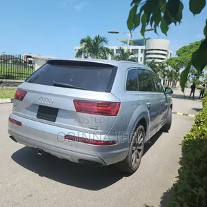 Audi Q7 2018 Silver