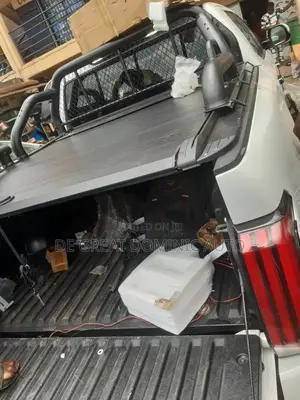 Rolling Boot Cover With Off Road Spoiler Tundra New Model