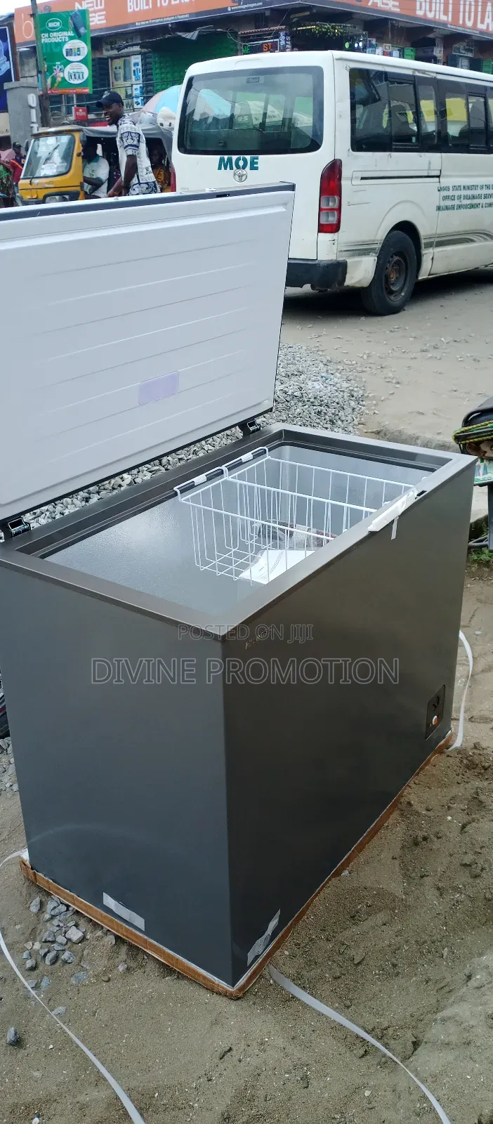 250 Liters Hisense Chest Freezer With Double Baskets.