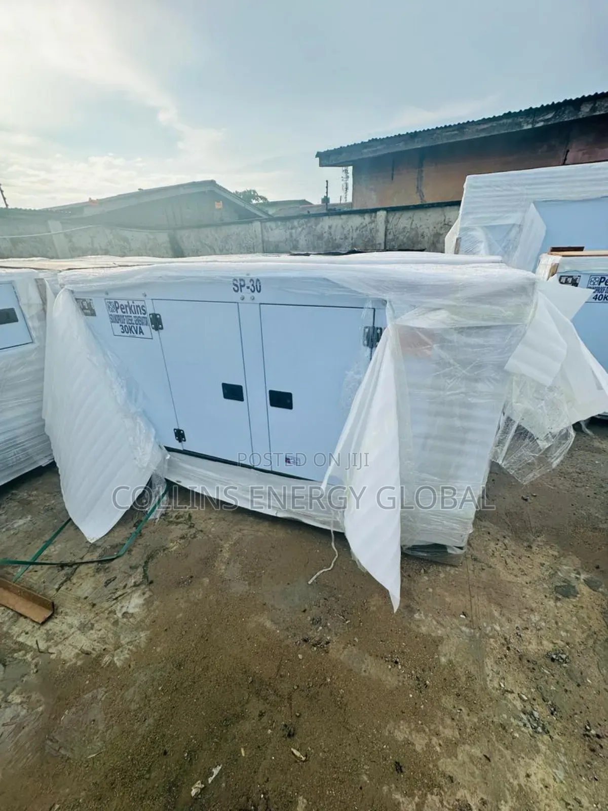 30kva Uk Perkins Soundproof Copper Coil Generator