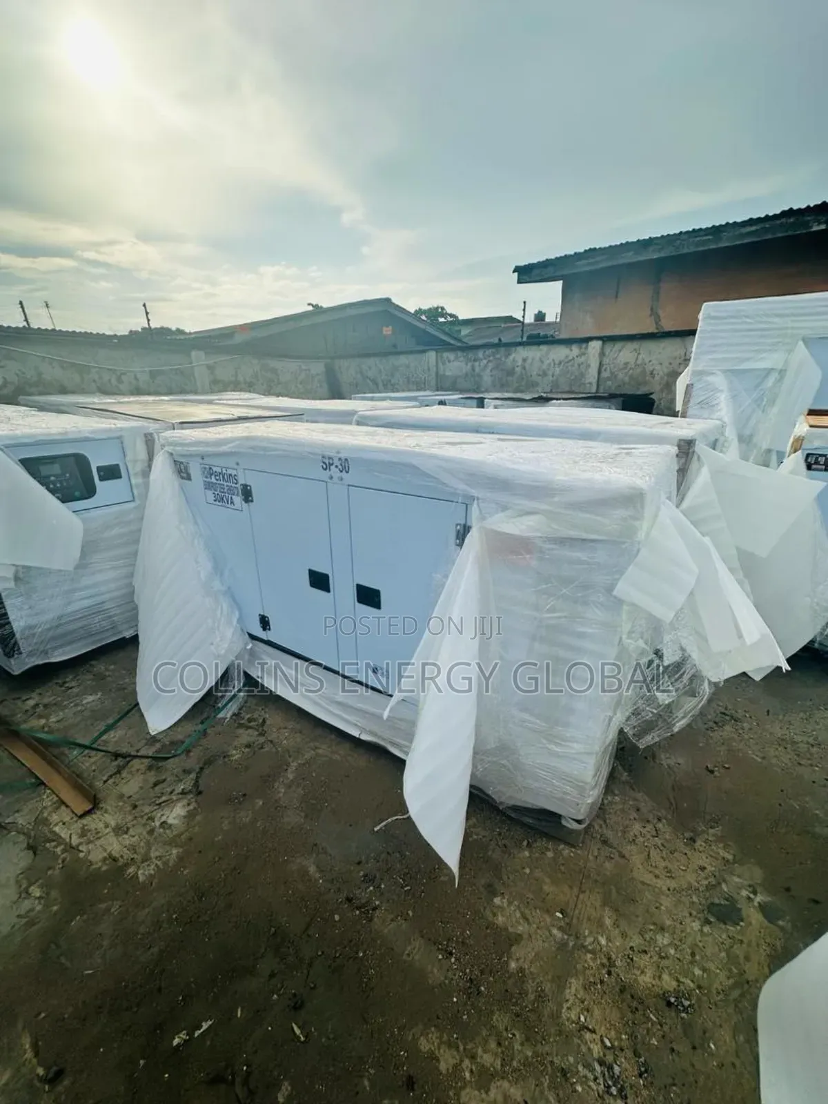 30kva Uk Perkins Soundproof Copper Coil Generator