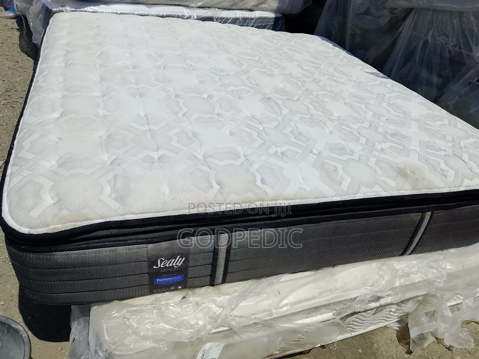 Sealy Posturpedic Mattress