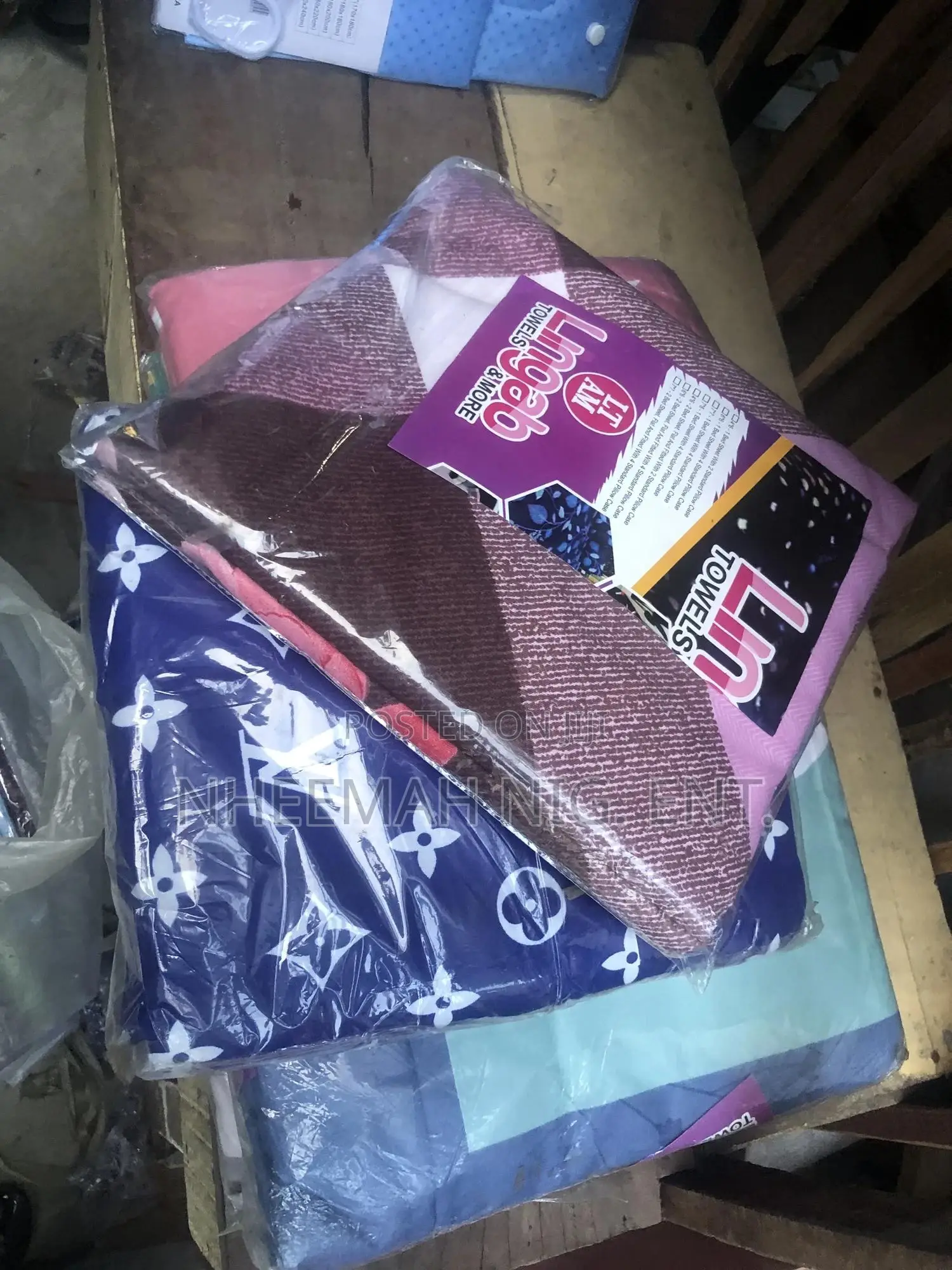 Bedsheet And Pillow Case