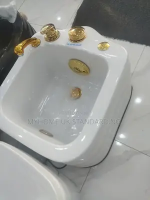 Automatic Pedicure Bowl With Leg Rest