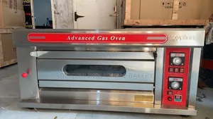 Photo - One Deck 2 Trays Gas Oven
