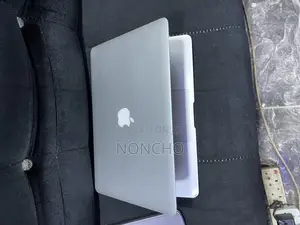 Laptop Apple MacBook Air 2013 4GB Intel Core I5 SSD 128GB