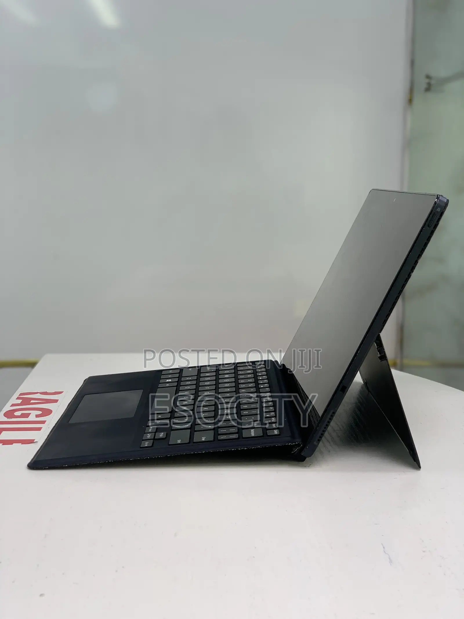 Laptop Dell Latitude 5285 8GB Intel Core I5 SSD 256GB