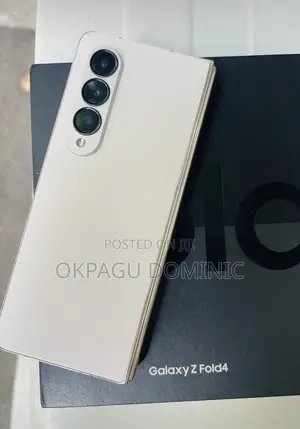 Samsung Galaxy Z Fold4 256 GB White