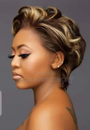 13*4 Full Frontal Humanhair Dd